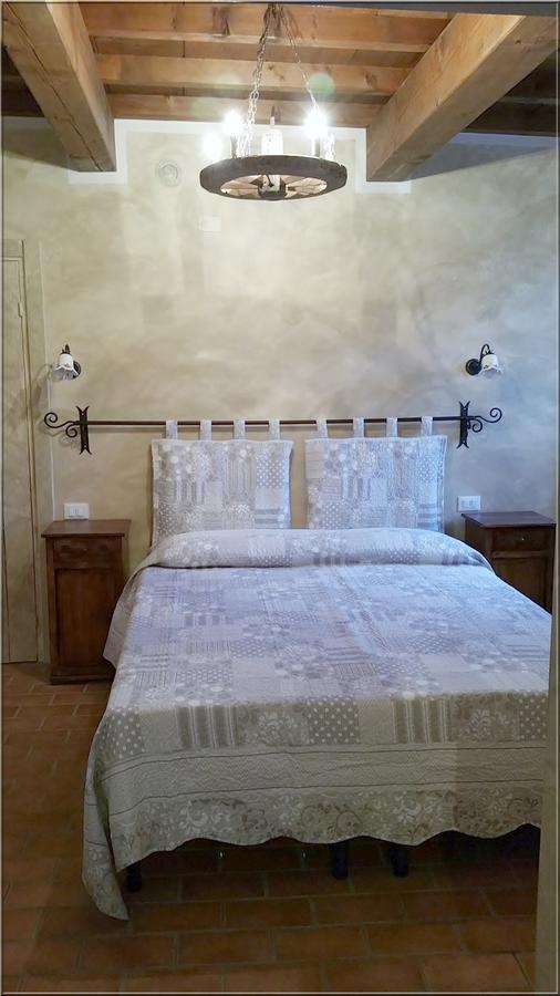 La Casa Delle Rondini Bed & Breakfast Roncoferraro Dış mekan fotoğraf