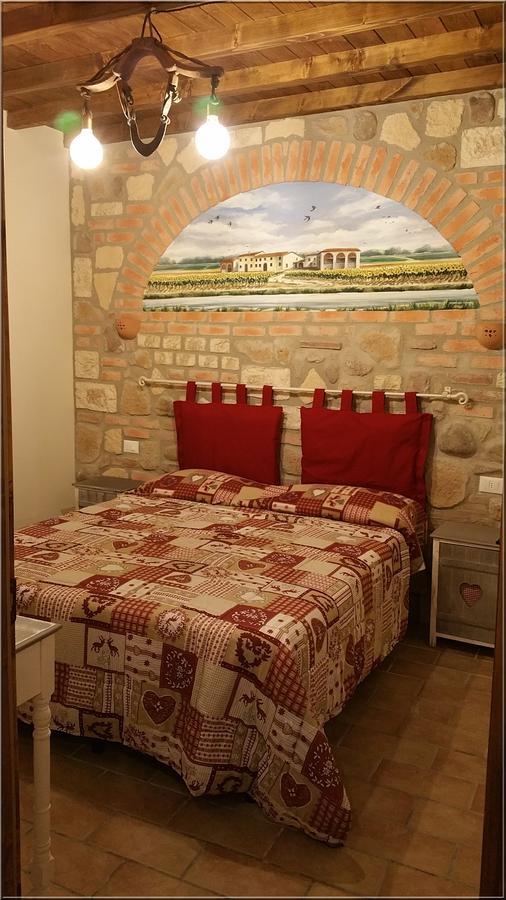 La Casa Delle Rondini Bed & Breakfast Roncoferraro Dış mekan fotoğraf