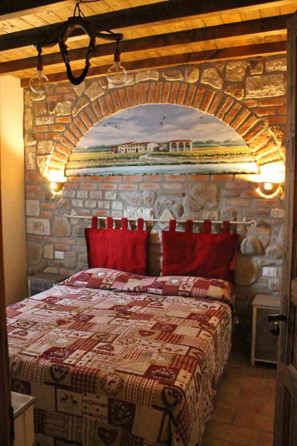 La Casa Delle Rondini Bed & Breakfast Roncoferraro Dış mekan fotoğraf