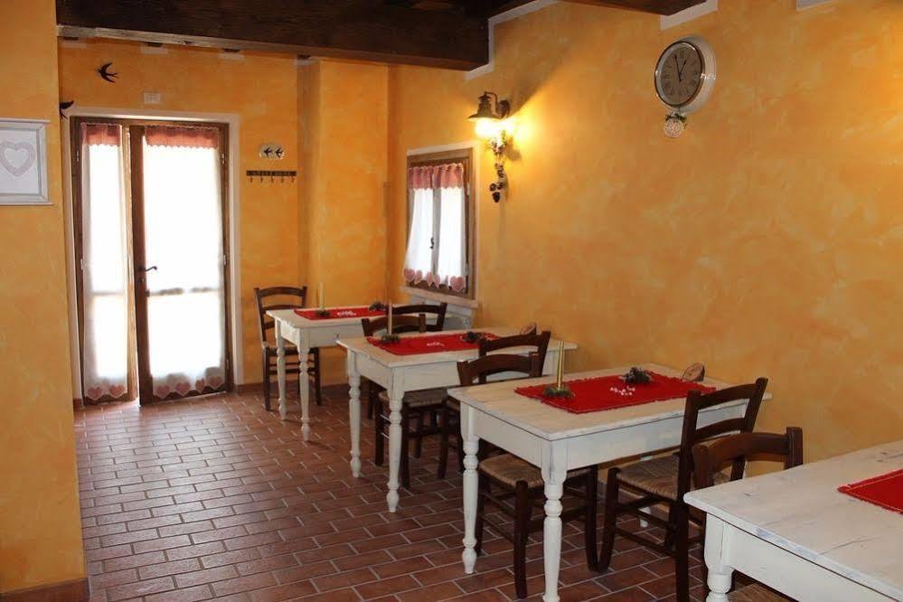 La Casa Delle Rondini Bed & Breakfast Roncoferraro Dış mekan fotoğraf